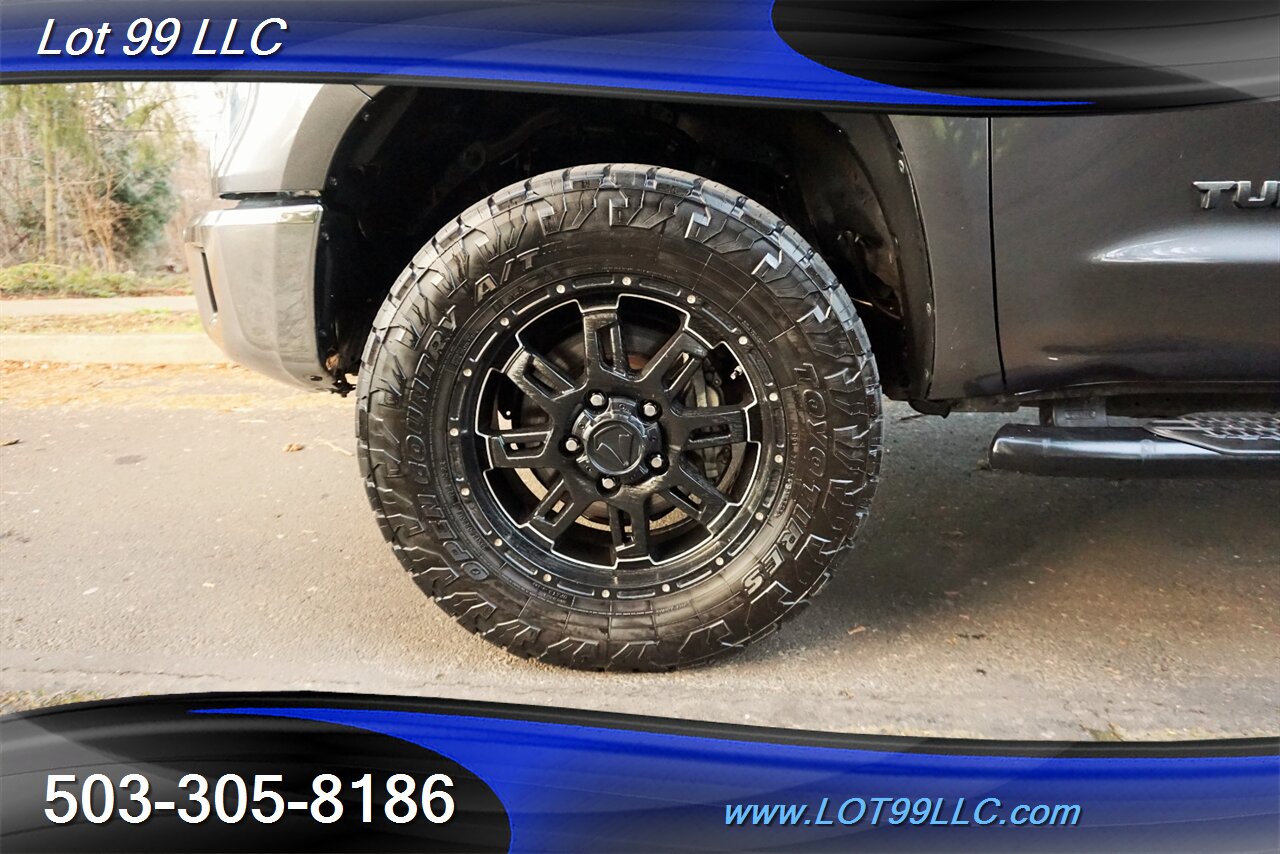 2016 Toyota Tundra SR5 4X4 CREWMAX V8 5.7L Auto LIFTED Premium Wheels   - Photo 3 - Milwaukie, OR 97267