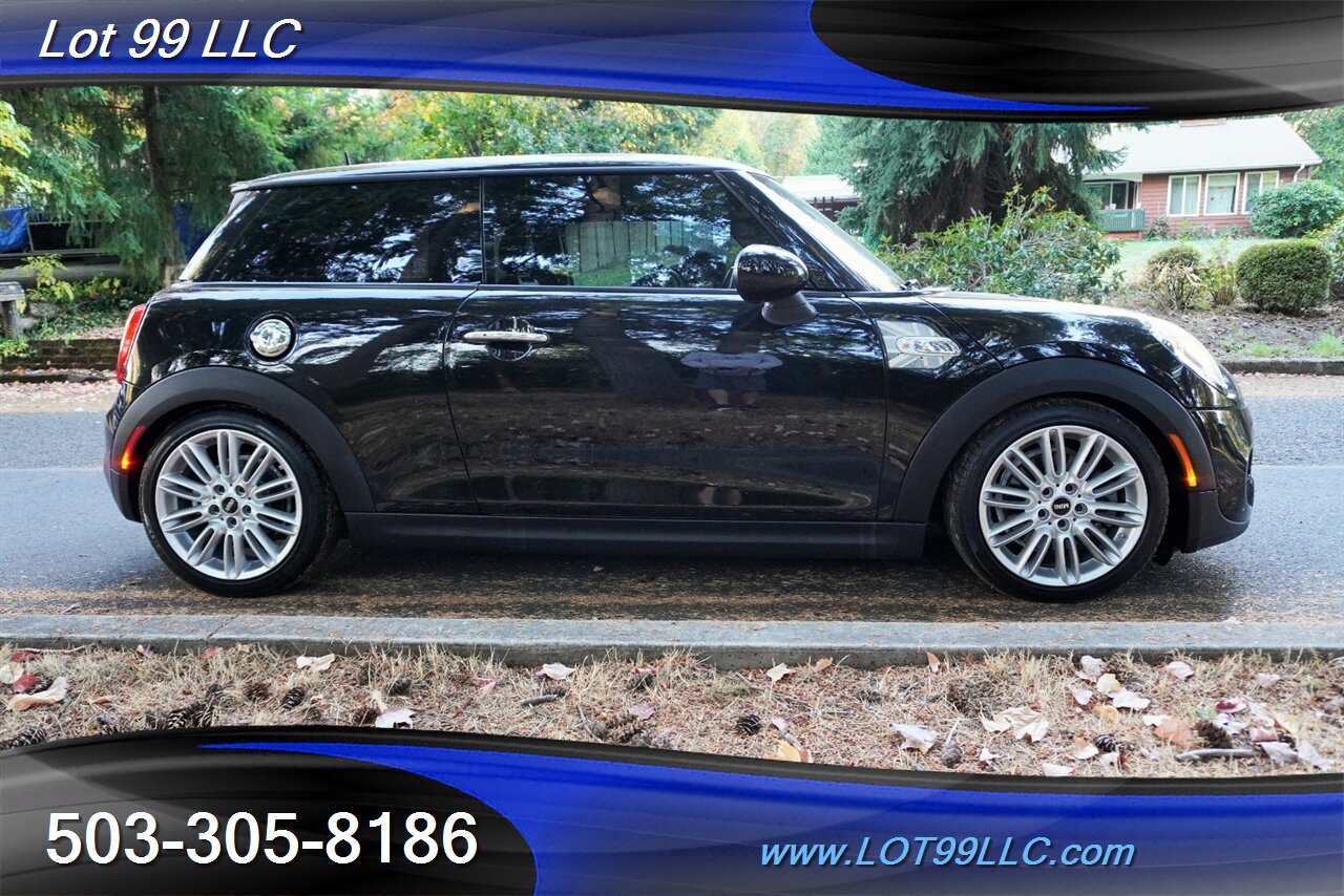 2016 MINI Cooper S HatchBack 2DR 2.0L Turbo 6 Speed Manual Leather Seats Premium Wheels Newer Tires 33 MPG - Photo 8 - Milwaukie, OR 97267