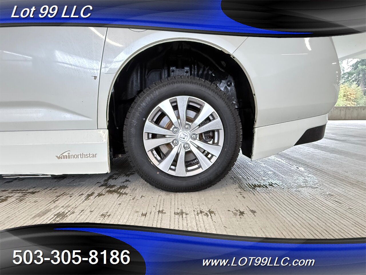 2014 Honda Odyssey EX-L * WHEELCHAIR VAN * Leather Power Ramp Kneeling Dual Power Sliding Doors Power Hatch BackUp Camera - Photo 25 - Milwaukie, OR 97267
