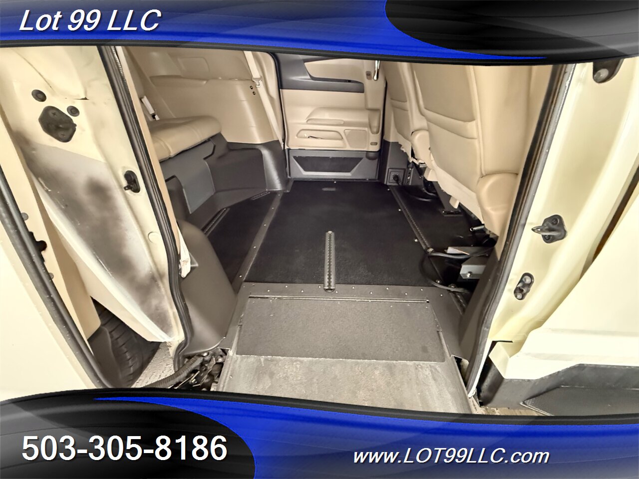 2014 Honda Odyssey EX-L * WHEELCHAIR VAN * Leather Power Ramp Kneeling Dual Power Sliding Doors Power Hatch BackUp Camera - Photo 7 - Milwaukie, OR 97267