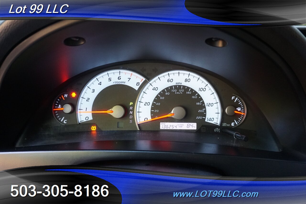 2011 Toyota Camry SE Sedan 2.5L Moon Roof Premium Wheels NEW TIRES - Photo 21 - Milwaukie, OR 97267