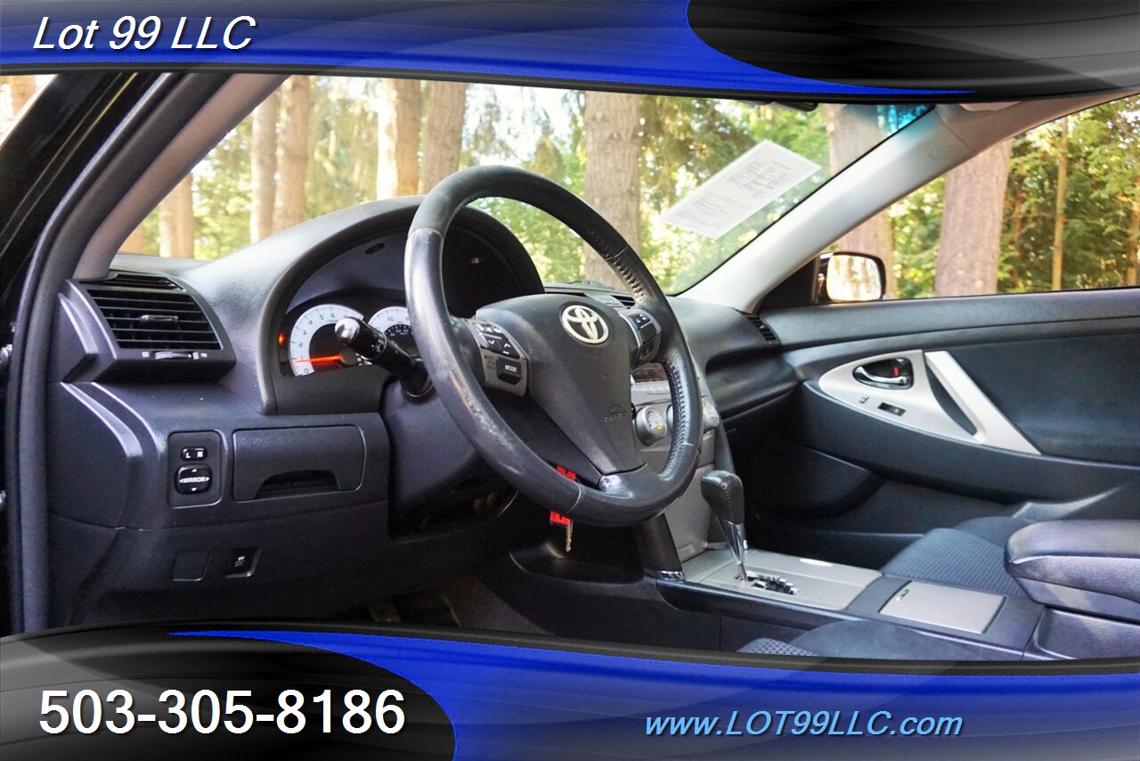 2011 Toyota Camry SE Sedan 2.5L Moon Roof Premium Wheels NEW TIRES - Photo 12 - Milwaukie, OR 97267