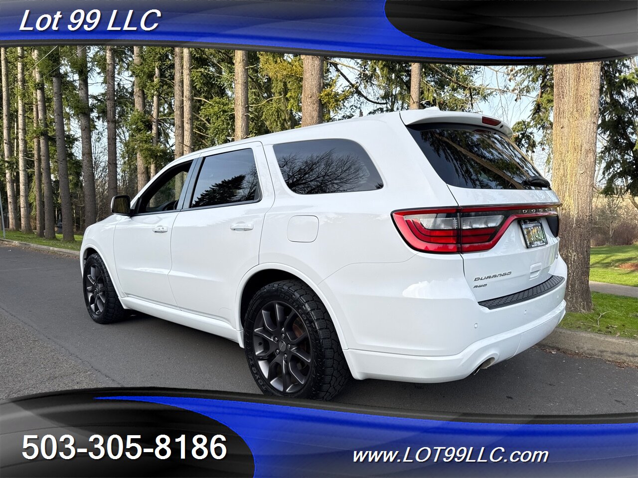 2017 Dodge Durango RT AWD  HEMI 5.7L V8 3rd Row Leather DVD   - Photo 10 - Milwaukie, OR 97267