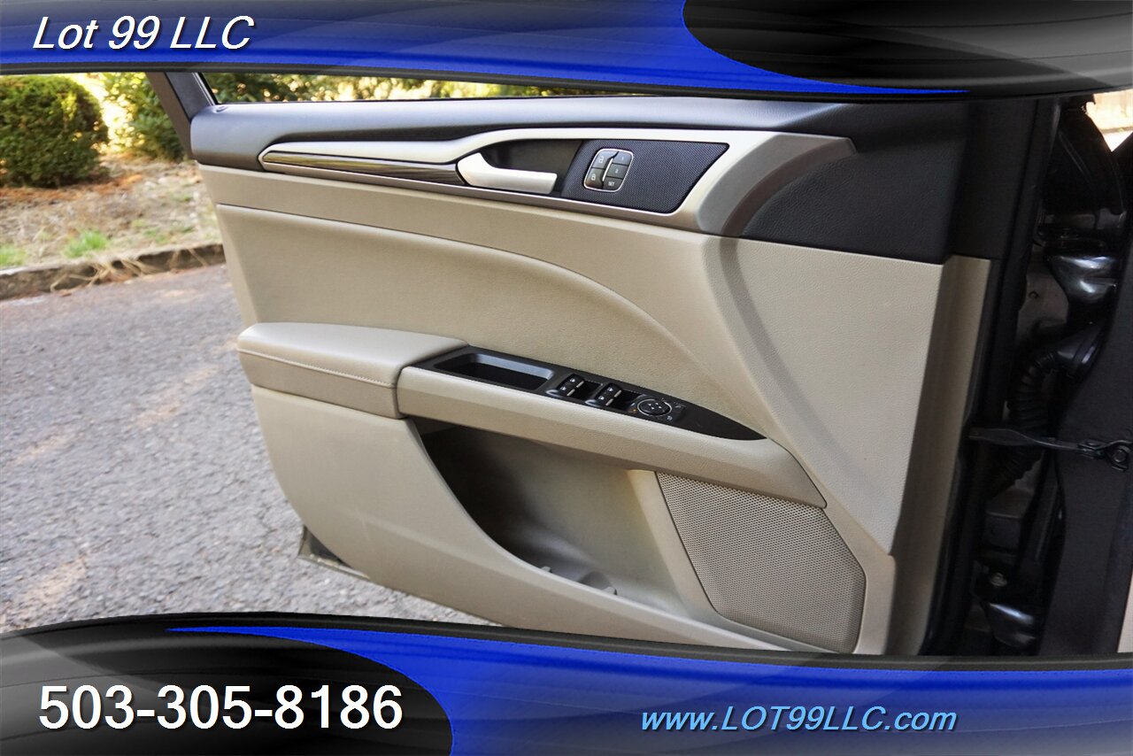 2017 Ford Fusion SE Sedan only 75K Heated Leather GPS Loaded - Photo 20 - Milwaukie, OR 97267