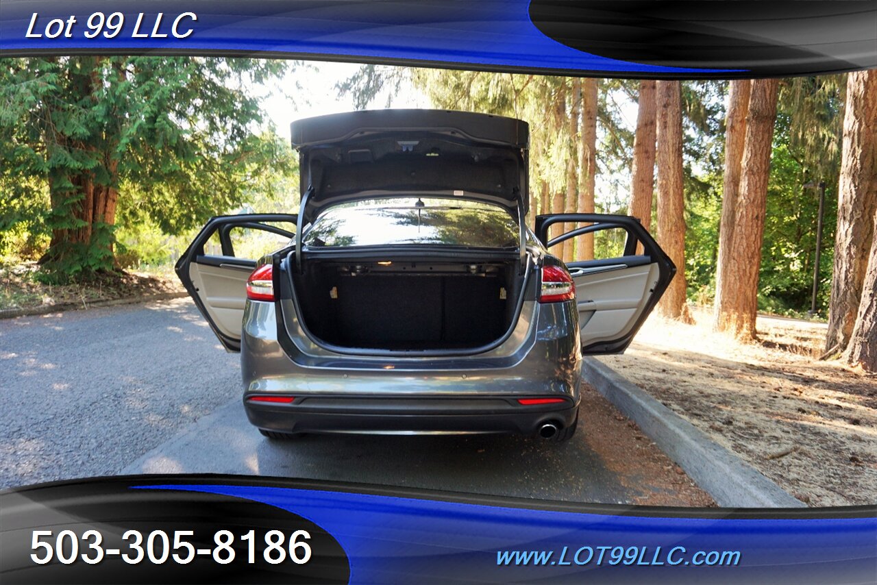 2017 Ford Fusion SE Sedan only 75K Heated Leather GPS Loaded - Photo 31 - Milwaukie, OR 97267
