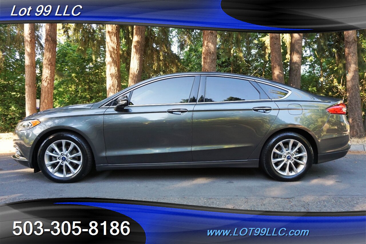 2017 Ford Fusion SE Sedan only 75K Heated Leather GPS Loaded - Photo 1 - Milwaukie, OR 97267