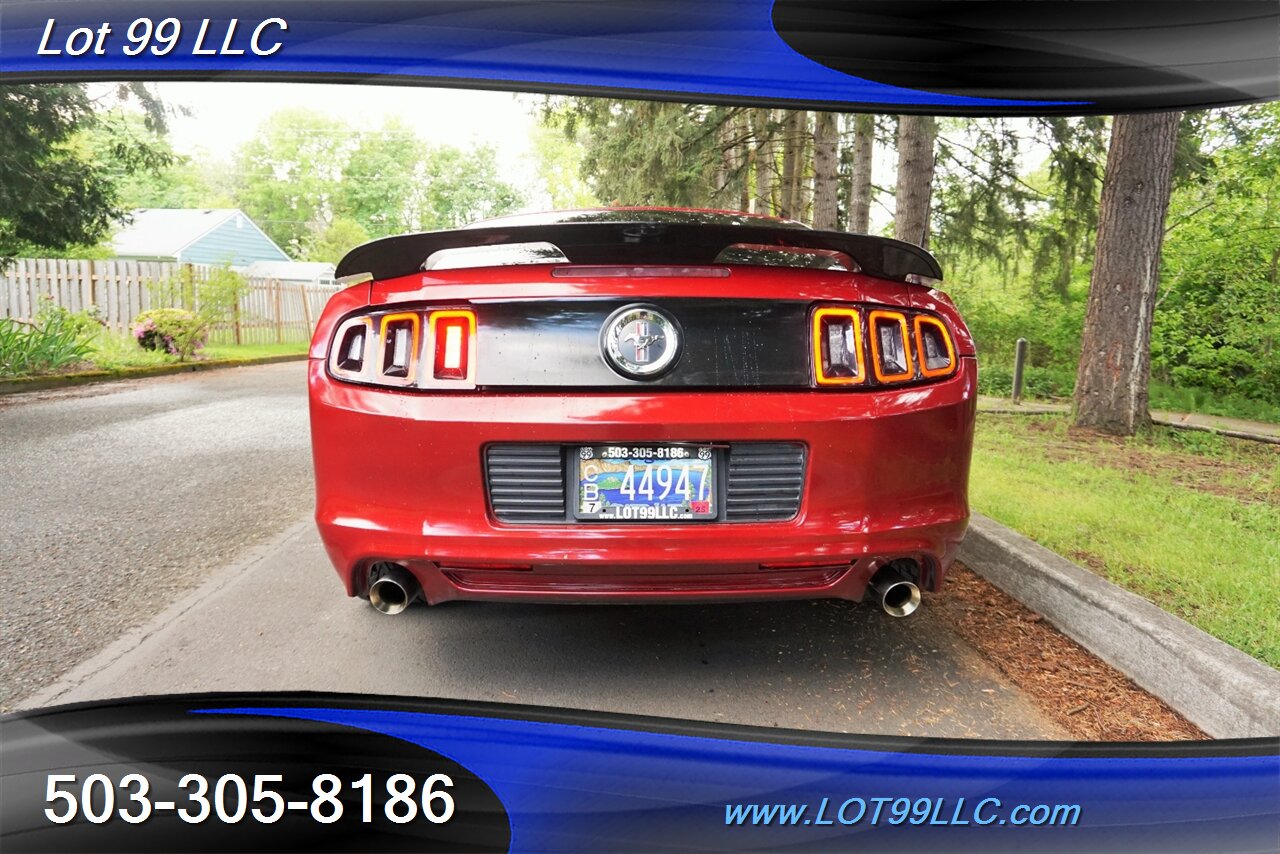 2014 Ford Mustang V6 Premium Automatic Prem   - Photo 10 - Milwaukie, OR 97267