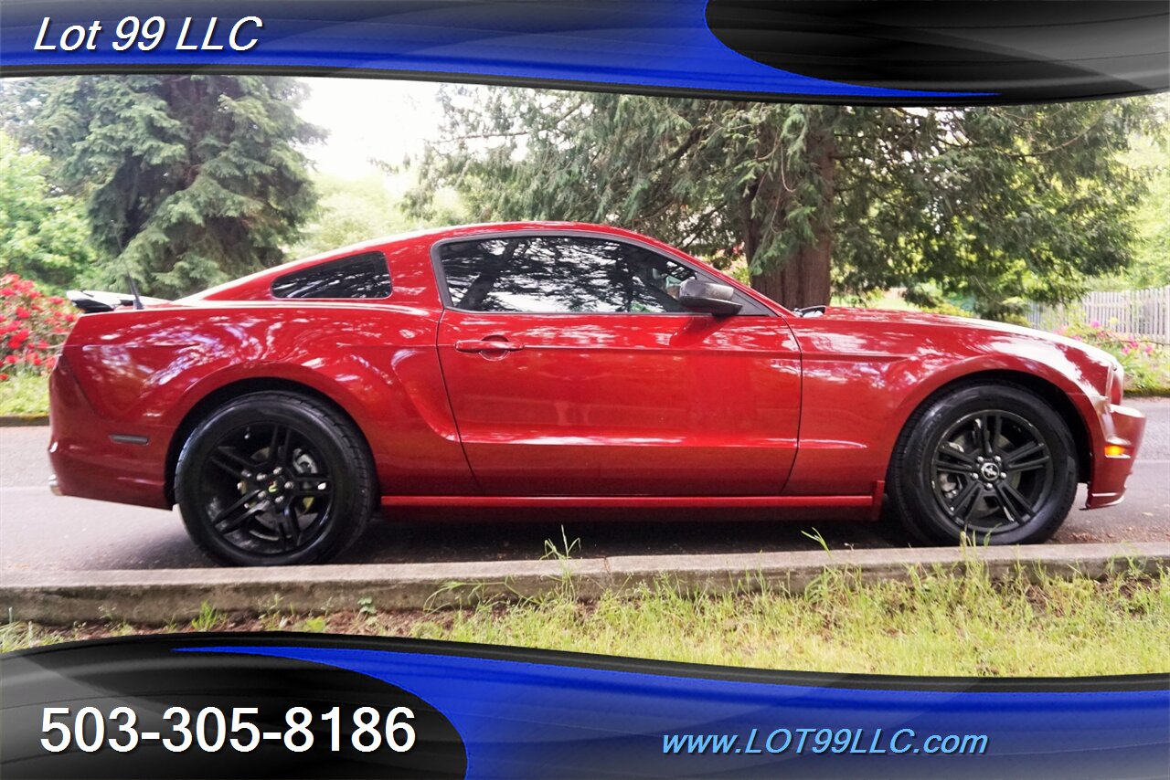 2014 Ford Mustang V6 Premium Automatic Prem   - Photo 8 - Milwaukie, OR 97267