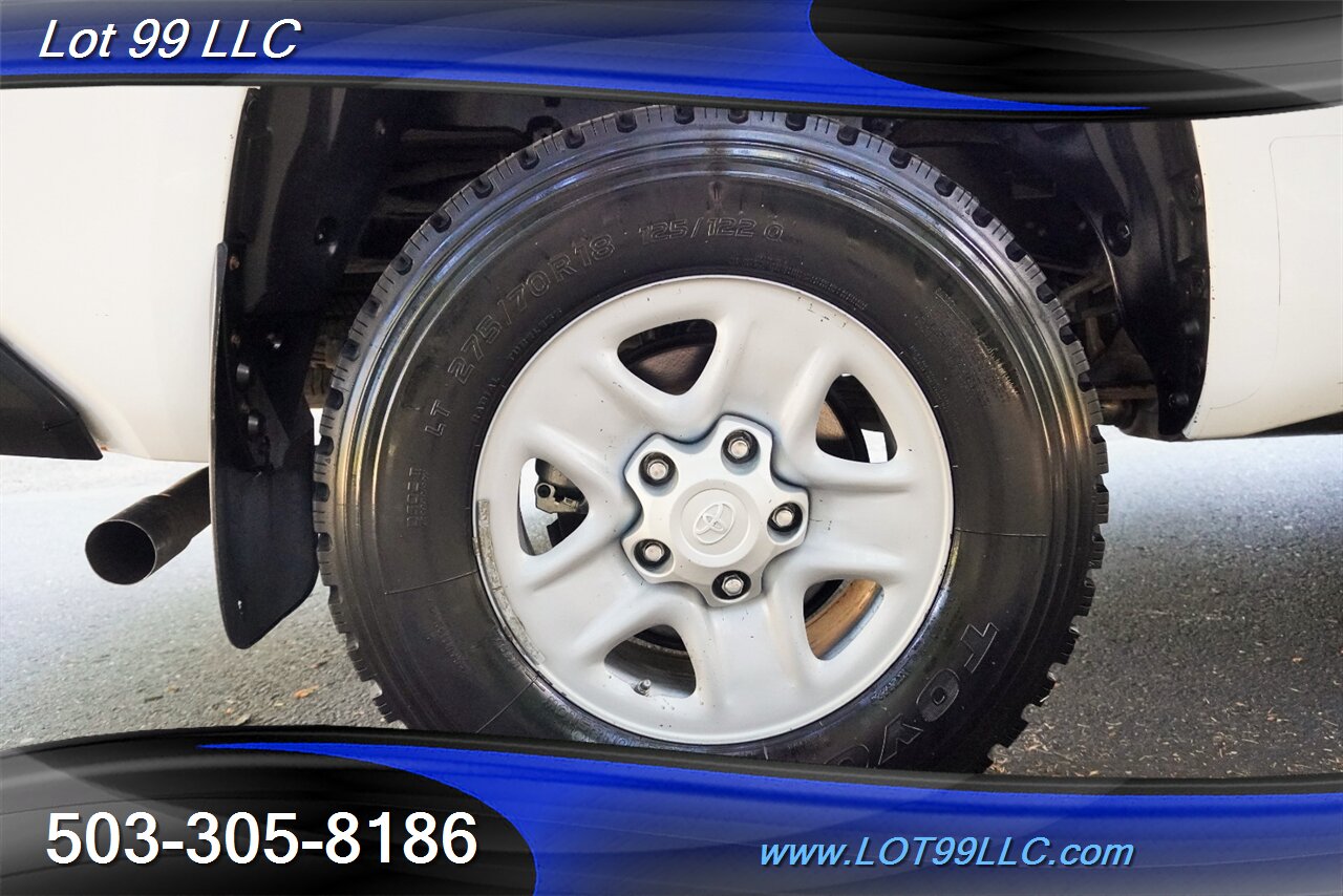 2016 Toyota Tundra SR5 4X4 V8 4.6L Automatic Short Bed Newer Tires 1 OWNER - Photo 4 - Milwaukie, OR 97267