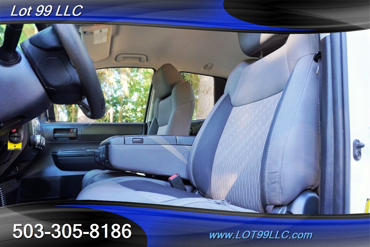 2016 Toyota Tundra SR5 4X4 V8 4.6L Automatic Short Bed Newer Tires 1 OWNER - Photo 13 - Milwaukie, OR 97267