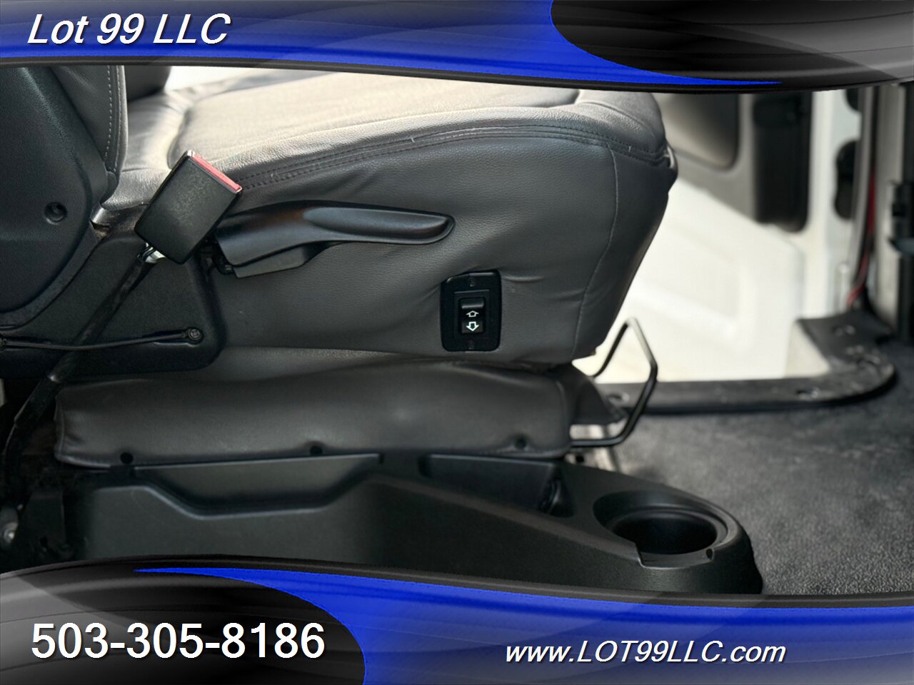 2016 AM GENERAL MV-1 WHEELCHAIR VAN  ** Only 37k Miles **   - Photo 43 - Milwaukie, OR 97267