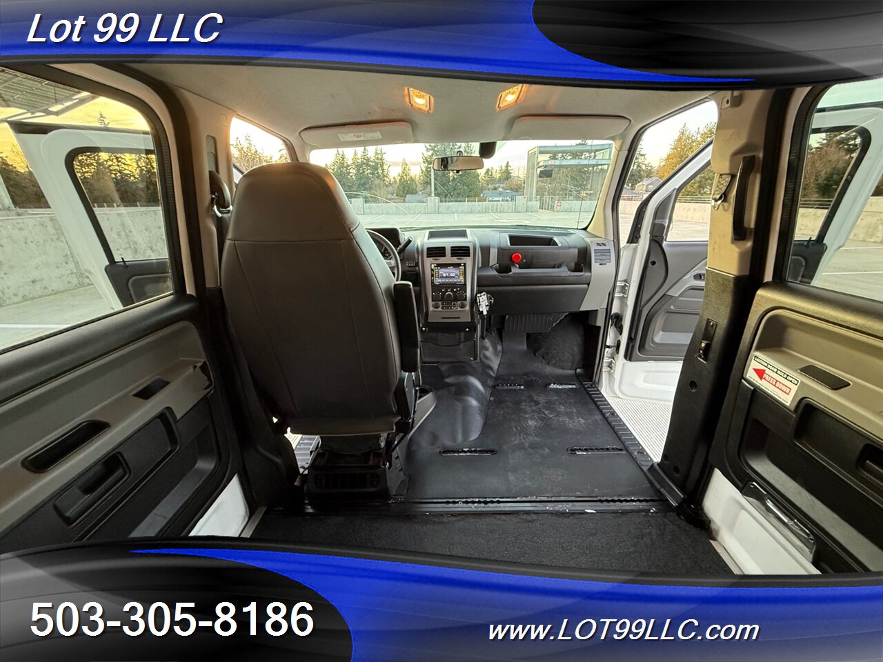 2016 AM GENERAL MV-1 WHEELCHAIR VAN  ** Only 37k Miles **   - Photo 44 - Milwaukie, OR 97267