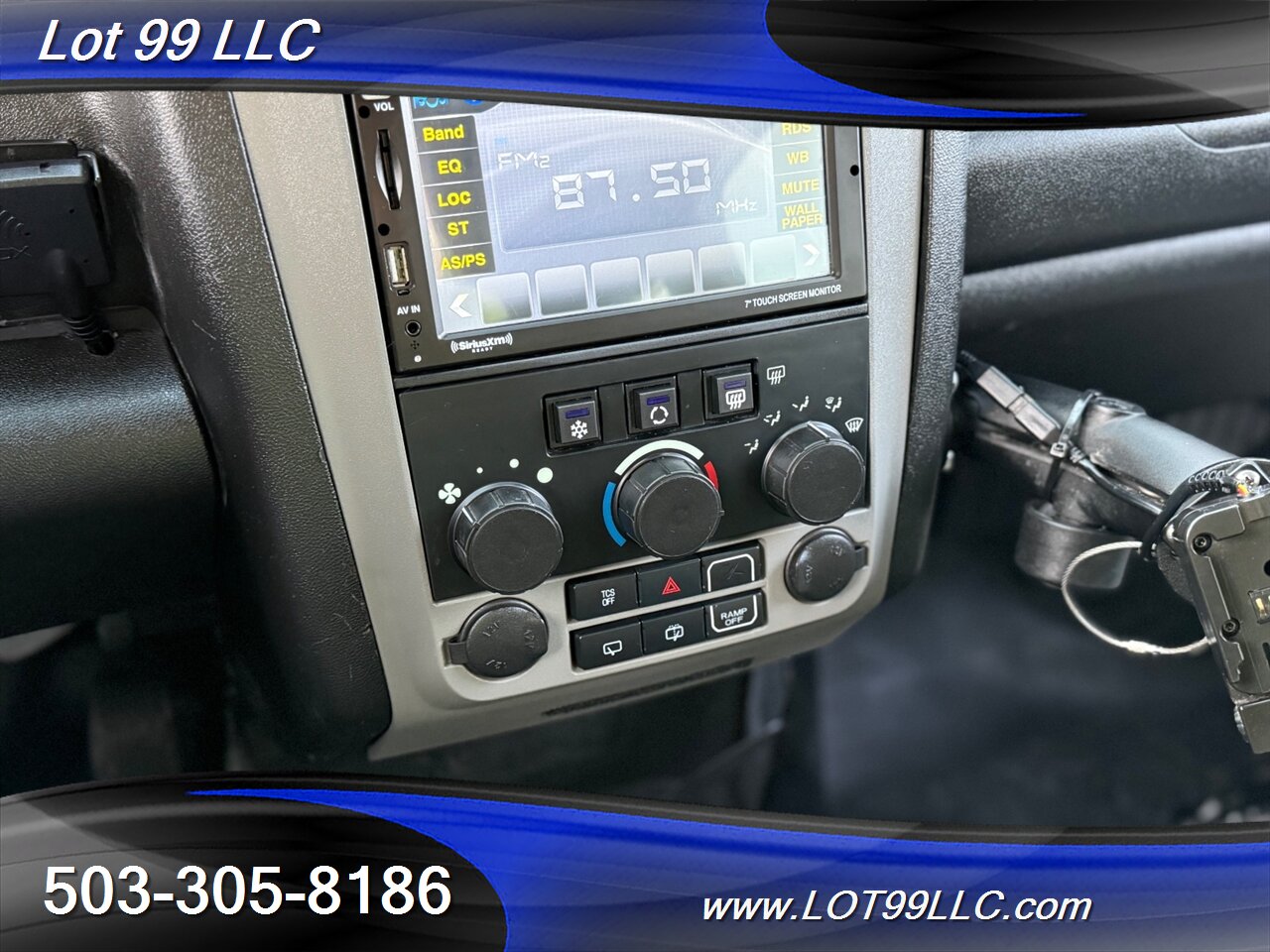 2016 AM GENERAL MV-1 WHEELCHAIR VAN  ** Only 37k Miles **   - Photo 16 - Milwaukie, OR 97267