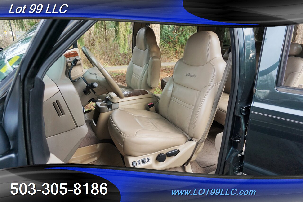 2001 Ford Excursion Limited V8 5.4L Auto Leather 3 Row Seating   - Photo 12 - Milwaukie, OR 97267