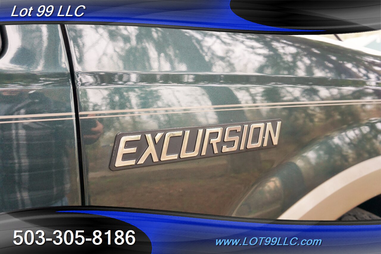 2001 Ford Excursion Limited V8 5.4L Auto Leather 3 Row Seating   - Photo 34 - Milwaukie, OR 97267