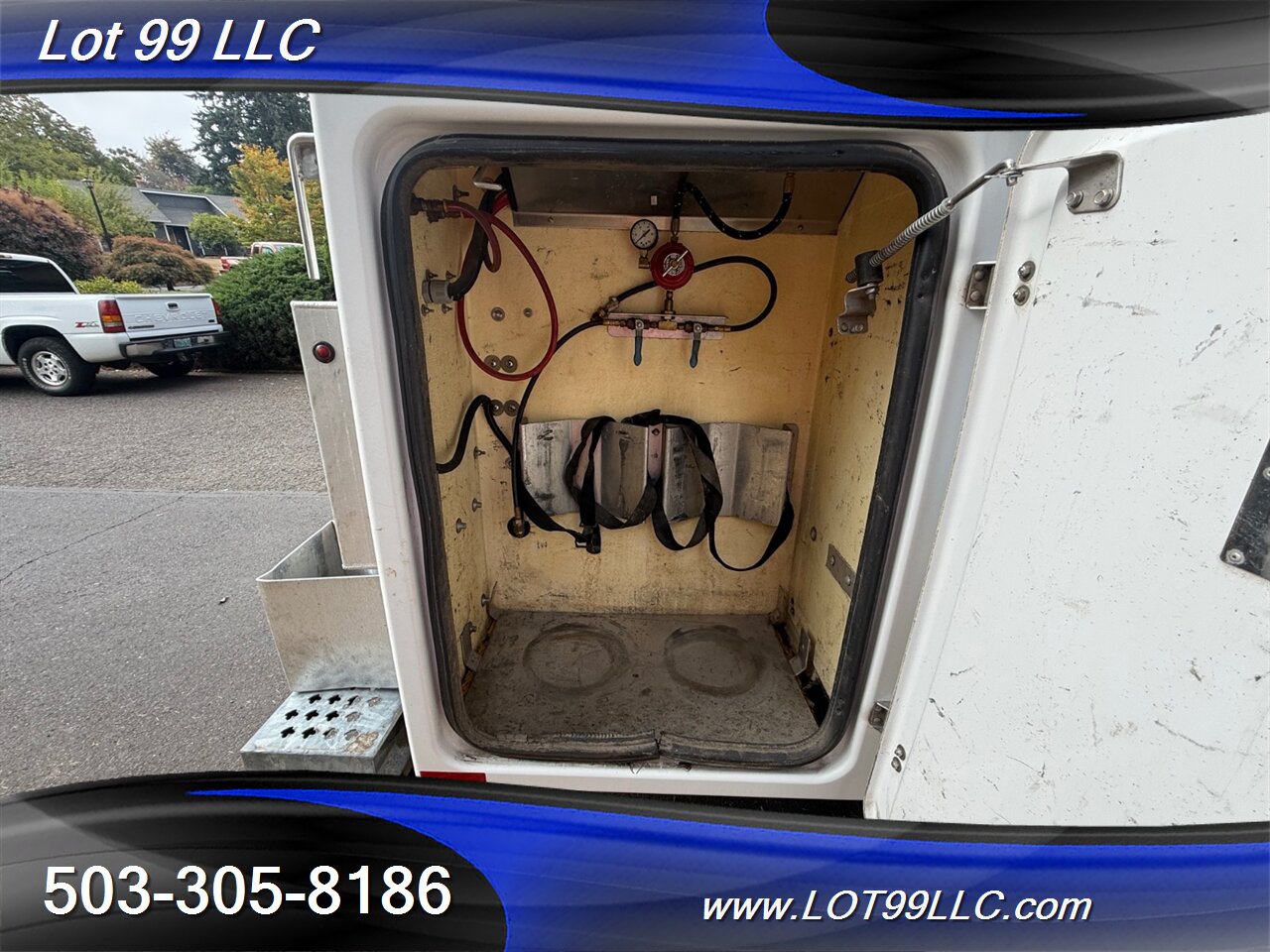 2006 Ford F-450 Dually BrandFX Body Service Truck 1-Owner 114k  Onan Air Propane GenSet BrandFX Body - Photo 42 - Milwaukie, OR 97267