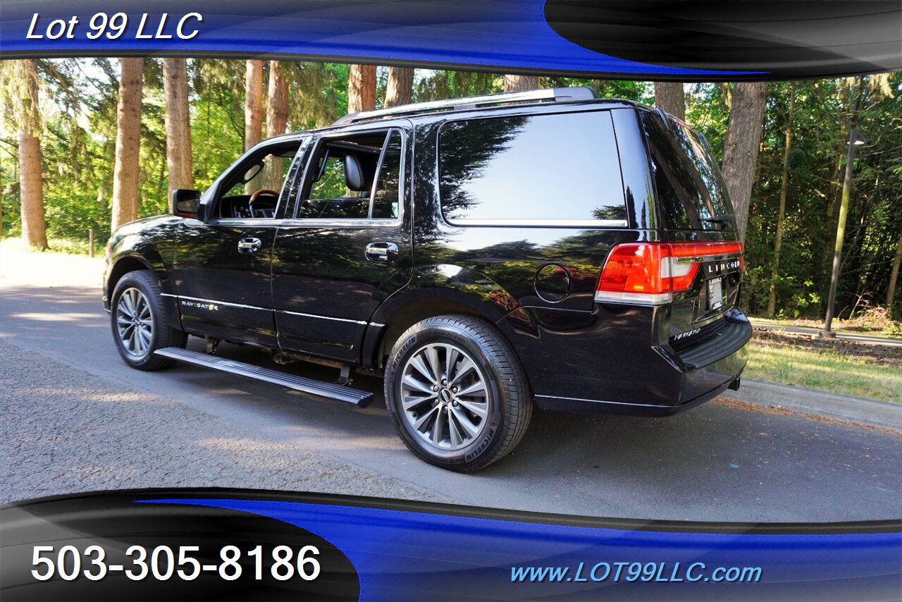 2017 Lincoln Navigator Select 4x4 V6 Ecoboost Heated AC Leather Moon GPS  3 ROW Premium Wheels Newer Tires - Photo 11 - Milwaukie, OR 97267