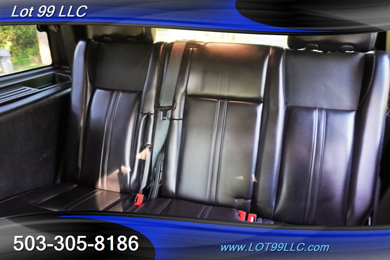 2017 Lincoln Navigator Select 4x4 V6 Ecoboost Heated AC Leather Moon GPS  3 ROW Premium Wheels Newer Tires - Photo 17 - Milwaukie, OR 97267