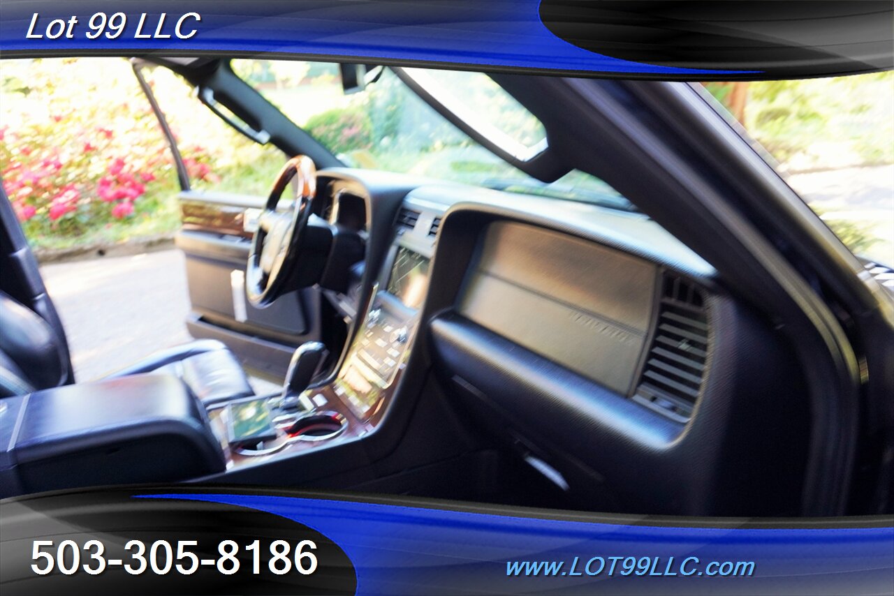 2017 Lincoln Navigator Select 4x4 V6 Ecoboost Heated AC Leather Moon GPS  3 ROW Premium Wheels Newer Tires - Photo 20 - Milwaukie, OR 97267