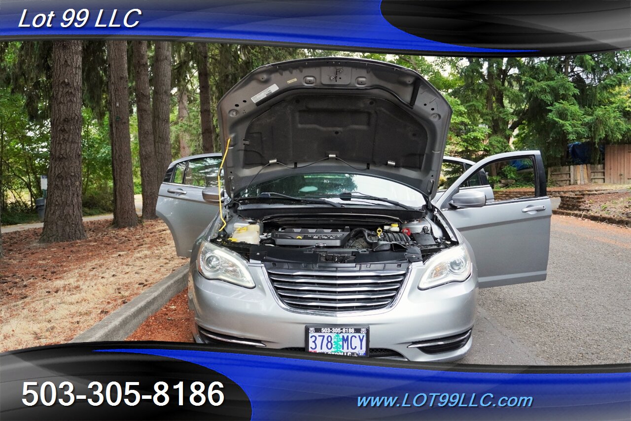 2013 Chrysler 200 Series LX Sedan 2.4L Automatic Premium Wheels 29 MPG - Photo 23 - Milwaukie, OR 97267