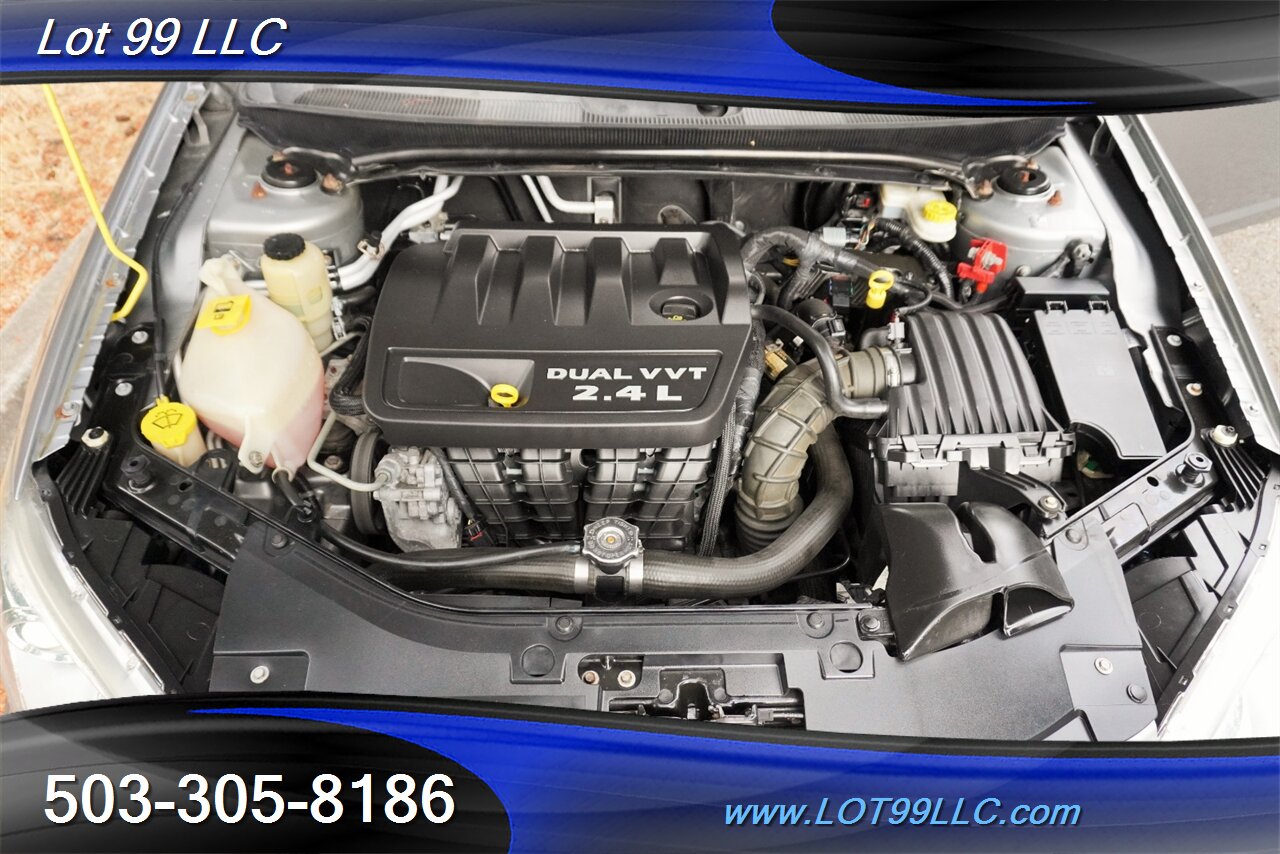 2013 Chrysler 200 Series LX Sedan 2.4L Automatic Premium Wheels 29 MPG - Photo 16 - Milwaukie, OR 97267