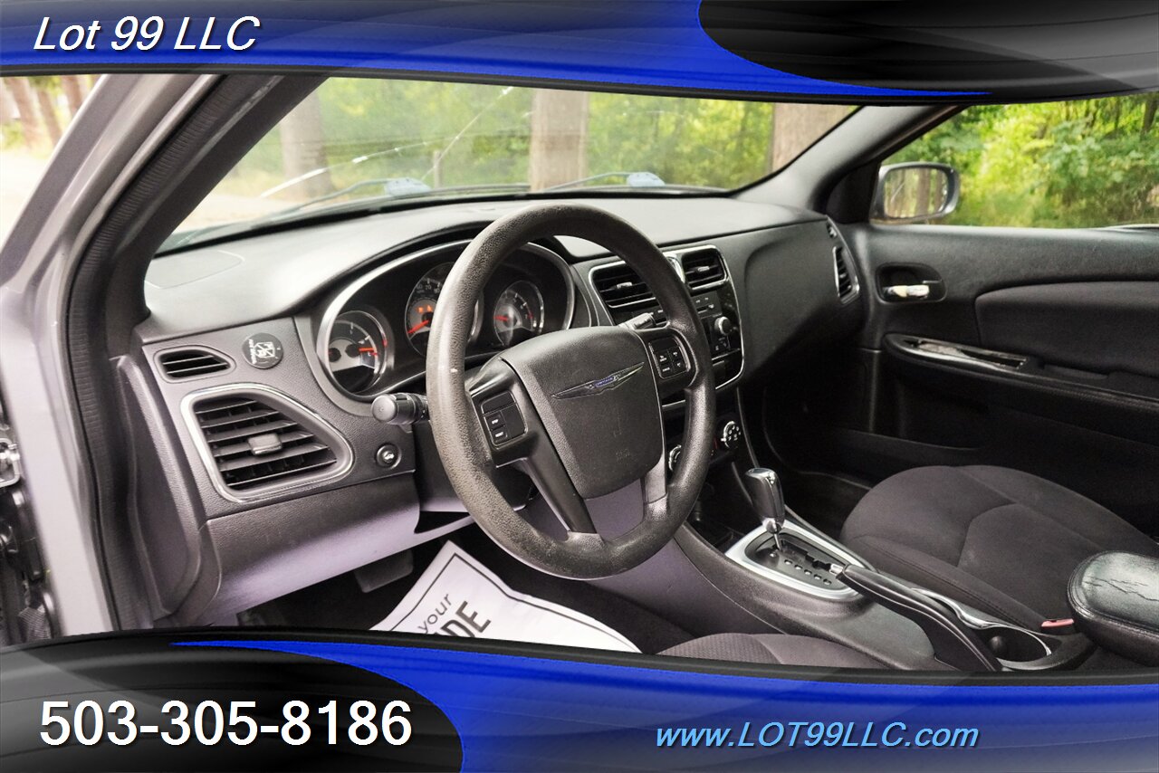 2013 Chrysler 200 Series LX Sedan 2.4L Automatic Premium Wheels 29 MPG - Photo 12 - Milwaukie, OR 97267