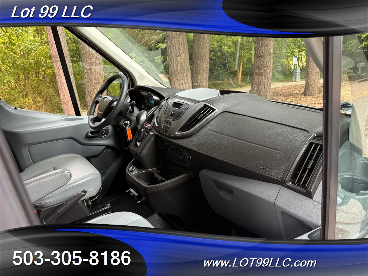 2017 Ford Transit 28k Miles WHEELCHAIR Van Mid Roof   - Photo 25 - Milwaukie, OR 97267