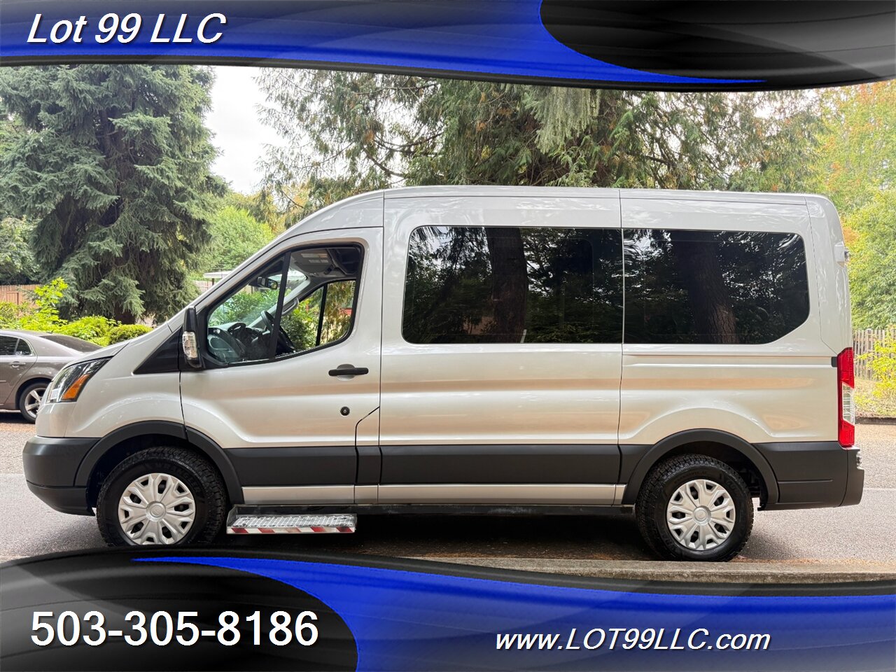 2017 Ford Transit 28k Miles WHEELCHAIR Van Mid Roof   - Photo 1 - Milwaukie, OR 97267