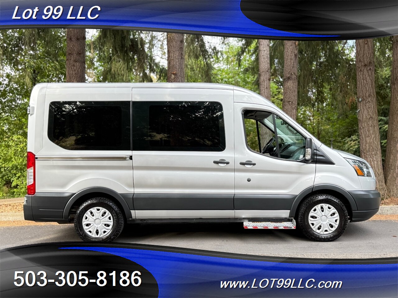 2017 Ford Transit 28k Miles WHEELCHAIR Van Mid Roof   - Photo 4 - Milwaukie, OR 97267