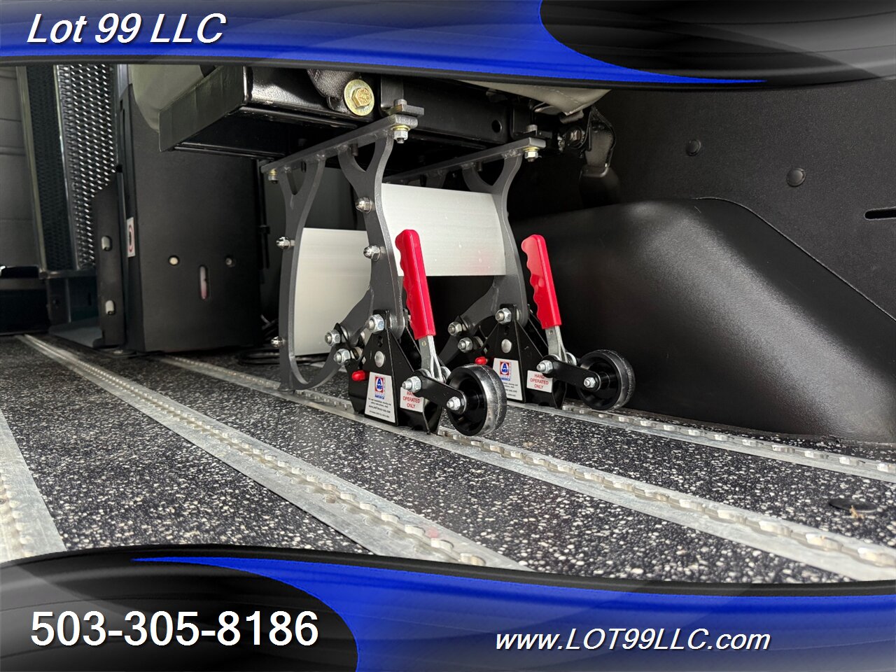 2017 Ford Transit 28k Miles WHEELCHAIR Van Mid Roof   - Photo 48 - Milwaukie, OR 97267