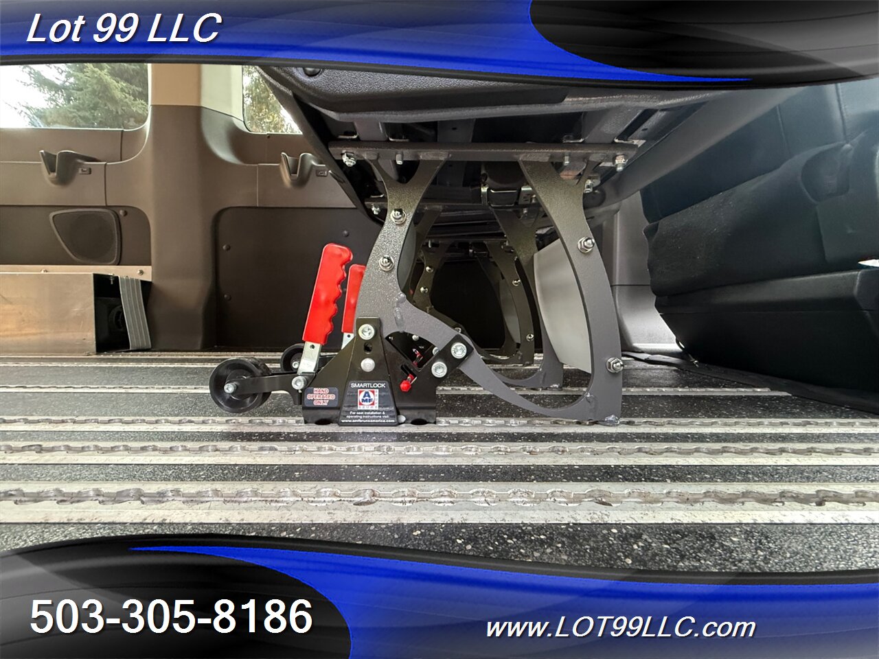 2020 Ford Transit 350 WHEELCHAIR VAN Mid 104k Roof Rear Lift  Interlock Flooring Allowing for Any Seating Configuration-Fully Customizable Seating Configuration to meet YOUR NEEDS !!! - Photo 54 - Milwaukie, OR 97267