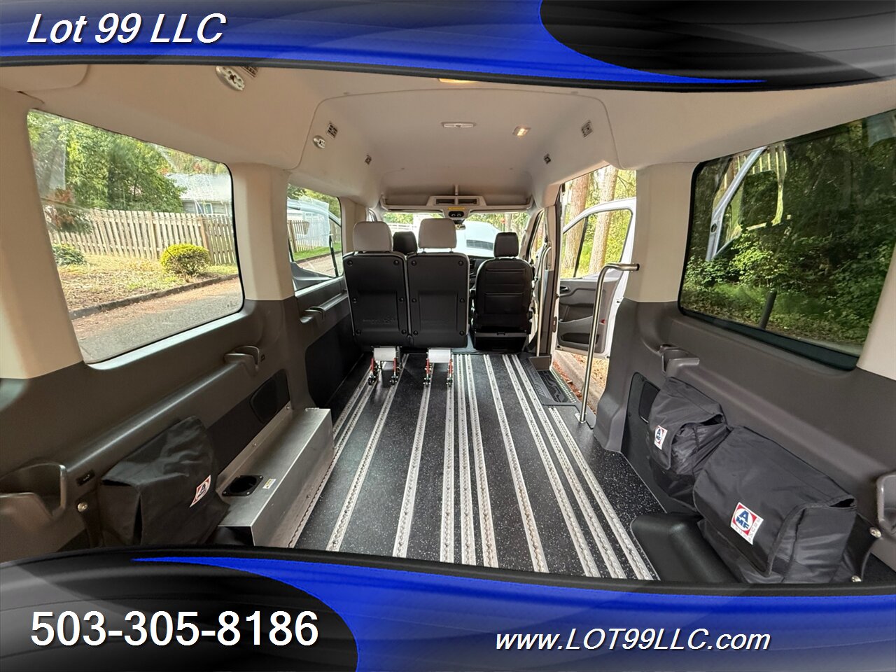 2020 Ford Transit 350 WHEELCHAIR VAN Mid 104k Roof Rear Lift  Interlock Flooring Allowing for Any Seating Configuration-Fully Customizable Seating Configuration to meet YOUR NEEDS !!! - Photo 6 - Milwaukie, OR 97267