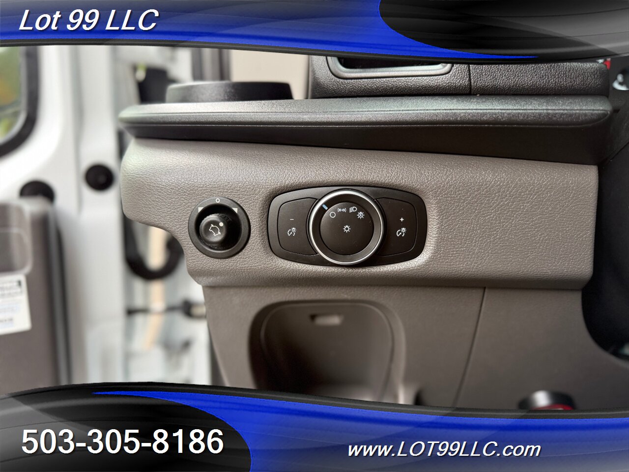 2020 Ford Transit 350 WHEELCHAIR VAN Mid 104k Roof Rear Lift  Interlock Flooring Allowing for Any Seating Configuration-Fully Customizable Seating Configuration to meet YOUR NEEDS !!! - Photo 40 - Milwaukie, OR 97267