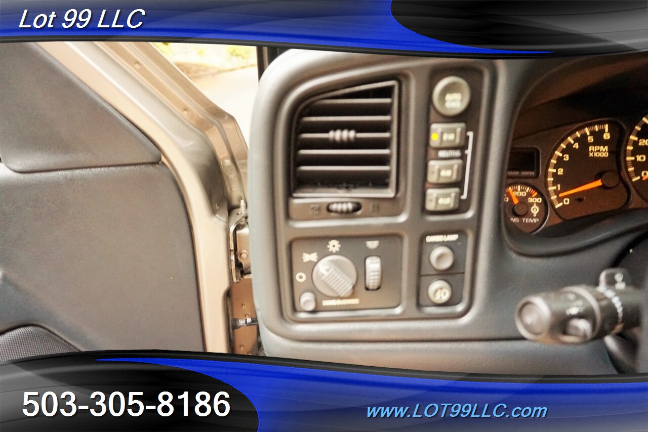 2002 Chevrolet Avalanche 2500 4X4 LT V8 8.1L Auto Heated Leather MOON   - Photo 23 - Milwaukie, OR 97267