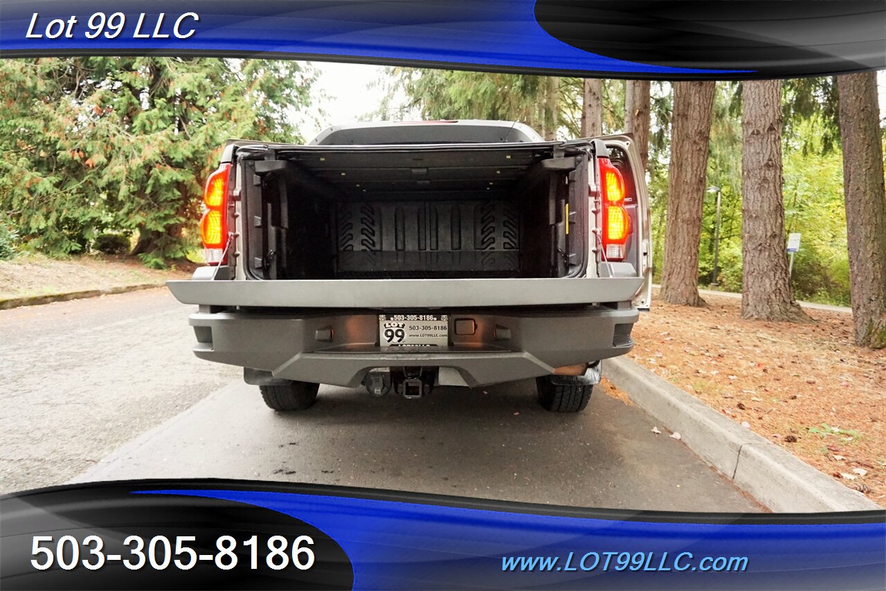 2002 Chevrolet Avalanche 2500 4X4 LT V8 8.1L Auto Heated Leather MOON   - Photo 30 - Milwaukie, OR 97267