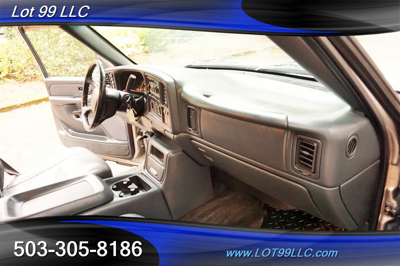 2002 Chevrolet Avalanche 2500 4X4 LT V8 8.1L Auto Heated Leather MOON   - Photo 18 - Milwaukie, OR 97267