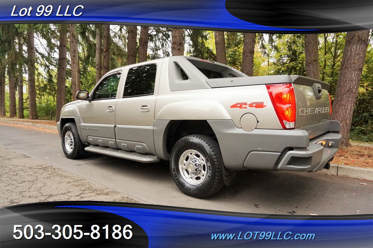 2002 Chevrolet Avalanche 2500 4X4 LT V8 8.1L Auto Heated Leather MOON   - Photo 12 - Milwaukie, OR 97267