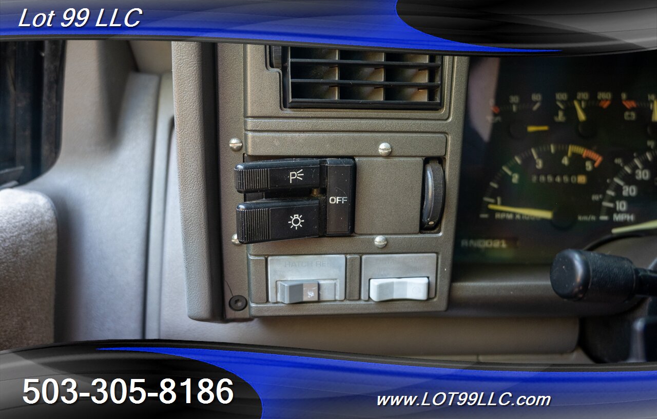 1992 Chevrolet Blazer 2 Door 4x4 Silverado K5 Blazer   - Photo 12 - Milwaukie, OR 97267