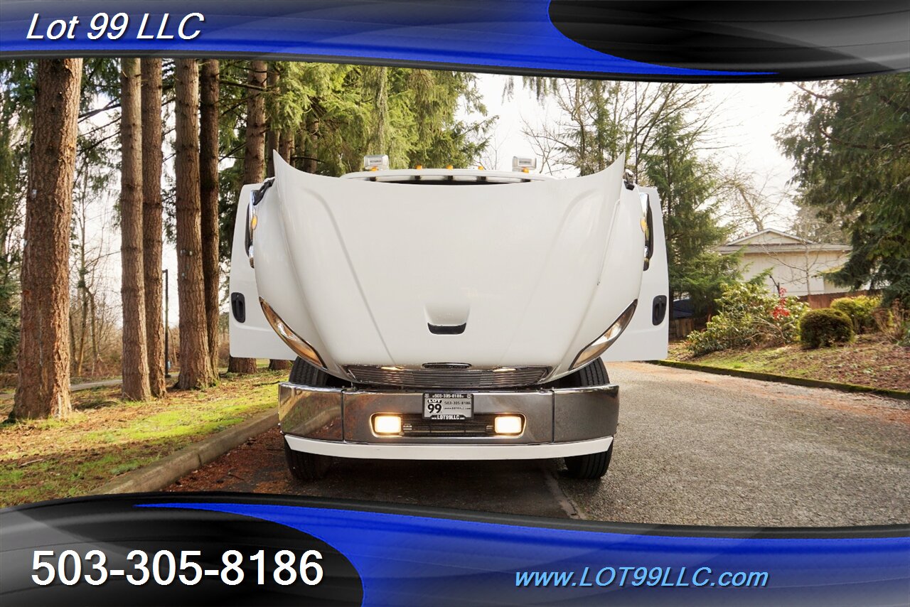 2006 Freightliner SPORT CHASSIS 106 Dually Crew Cab Leather DVD folding Rear Seat NO RUST   - Photo 36 - Milwaukie, OR 97267