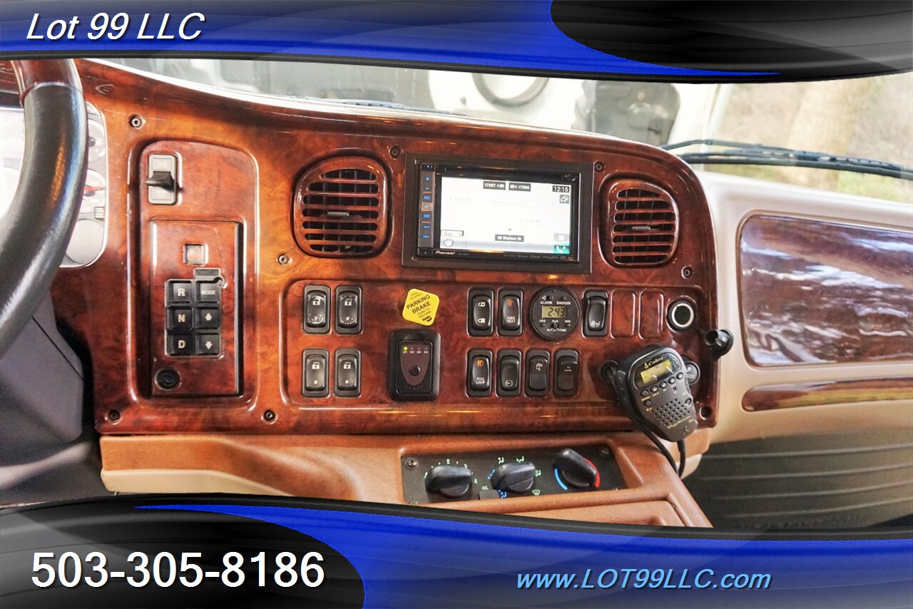 2006 Freightliner SPORT CHASSIS 106 Dually Crew Cab Leather DVD folding Rear Seat NO RUST   - Photo 29 - Milwaukie, OR 97267