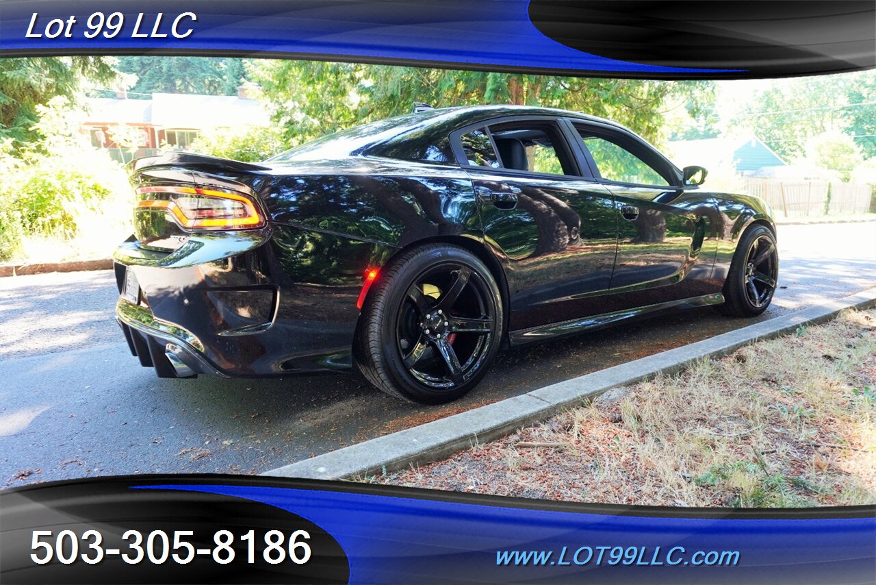 2017 Dodge Charger SRT 392 V8 6.4L Auto Heated Seats Moon Roof 20S  Black Wheels NEWER TIRES Rear Spoiler - Photo 9 - Milwaukie, OR 97267