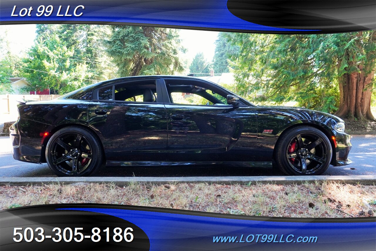 2017 Dodge Charger SRT 392 V8 6.4L Auto Heated Seats Moon Roof 20S  Black Wheels NEWER TIRES Rear Spoiler - Photo 8 - Milwaukie, OR 97267