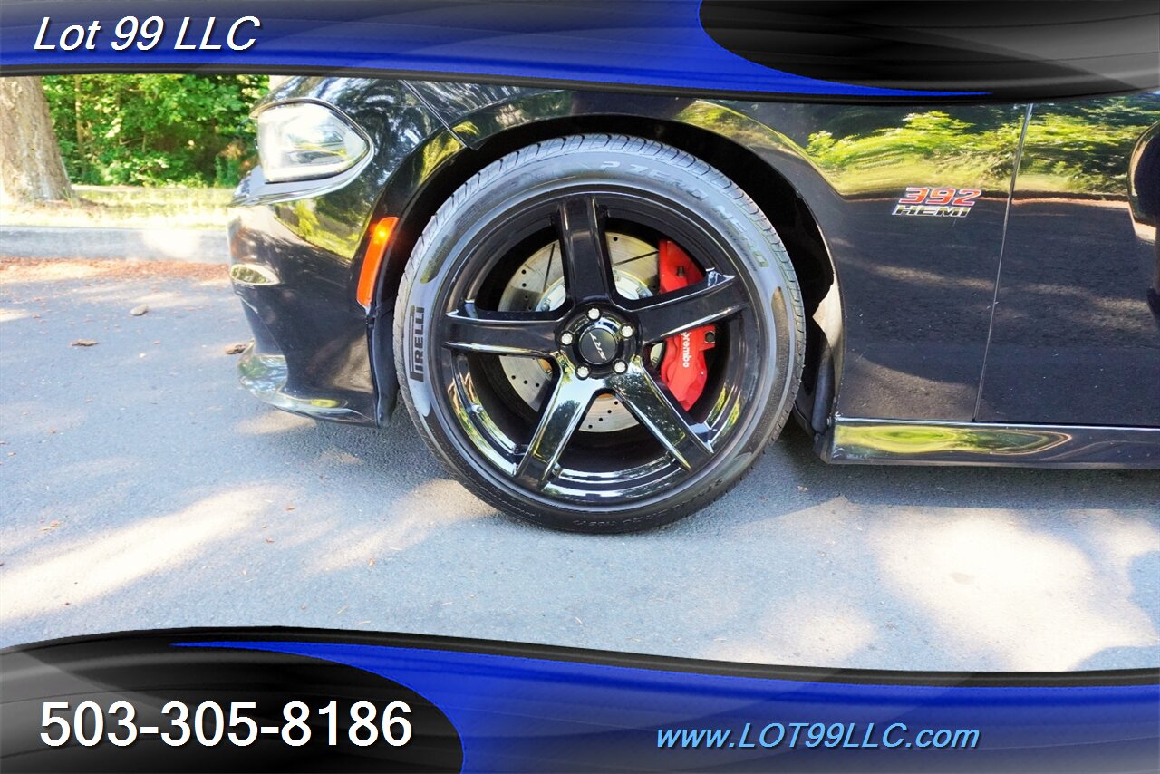 2017 Dodge Charger SRT 392 V8 6.4L Auto Heated Seats Moon Roof 20S  Black Wheels NEWER TIRES Rear Spoiler - Photo 38 - Milwaukie, OR 97267