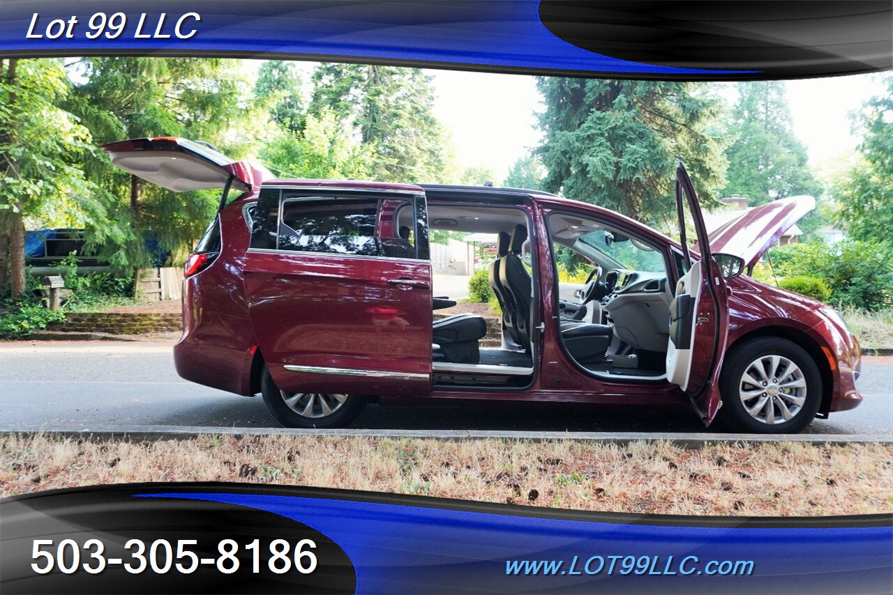 2017 Chrysler Pacifica Touring-L 3.6L Auto heated Leather Dual Power Door Premium Wheels NEW TIRES Backup Camera - Photo 30 - Milwaukie, OR 97267