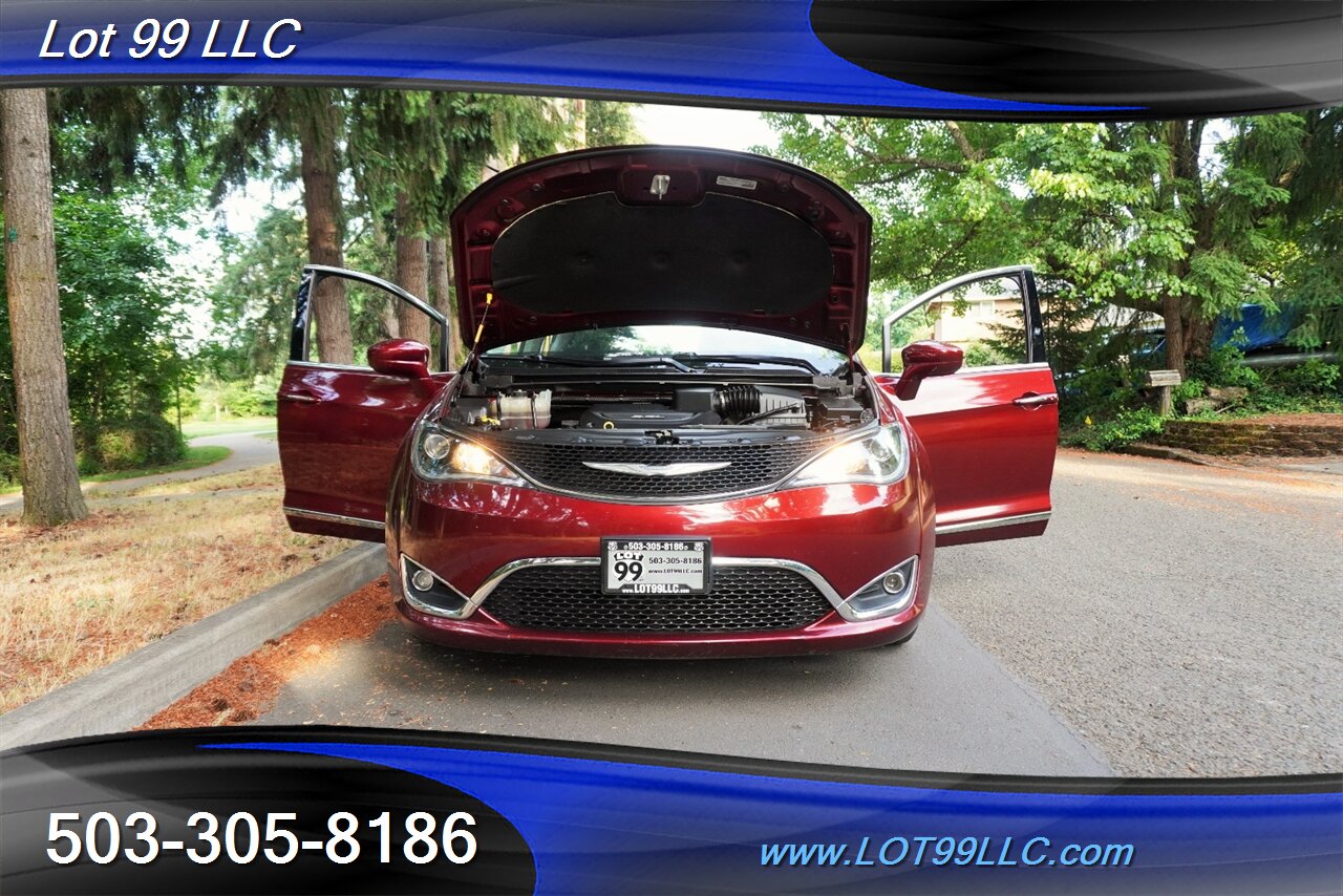 2017 Chrysler Pacifica Touring-L 3.6L Auto heated Leather Dual Power Door Premium Wheels NEW TIRES Backup Camera - Photo 29 - Milwaukie, OR 97267