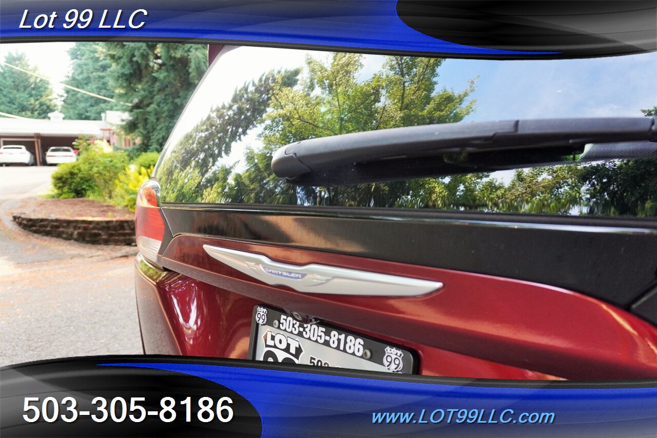 2017 Chrysler Pacifica Touring-L 3.6L Auto heated Leather Dual Power Door Premium Wheels NEW TIRES Backup Camera - Photo 34 - Milwaukie, OR 97267