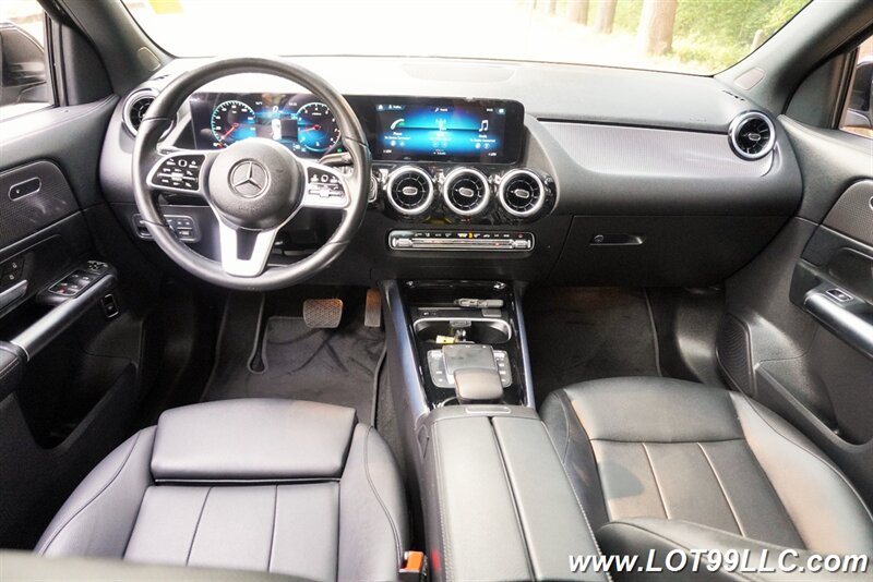 2022 Mercedes-Benz GLA 250 4MATIC AWD Heated Leather GPS Moon Roof  Premium Wheels Newer Tires 1 OWNER 32 MPG