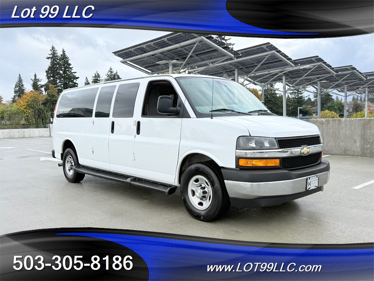 2020 Chevrolet Express LT 3500 12 Passenger Van 6.0L V8 Collision Warning Lane Departure Warning System Cruise Control Keyless Start - Photo 5 - Milwaukie, OR 97267