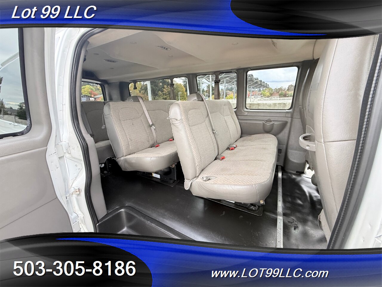 2020 Chevrolet Express LT 3500 12 Passenger Van 6.0L V8 Collision Warning Lane Departure Warning System Cruise Control Keyless Start - Photo 17 - Milwaukie, OR 97267