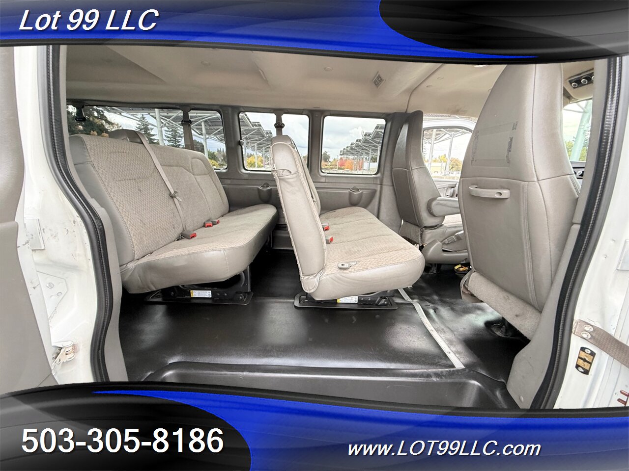 2020 Chevrolet Express LT 3500 12 Passenger Van 6.0L V8 Collision Warning Lane Departure Warning System Cruise Control Keyless Start - Photo 37 - Milwaukie, OR 97267